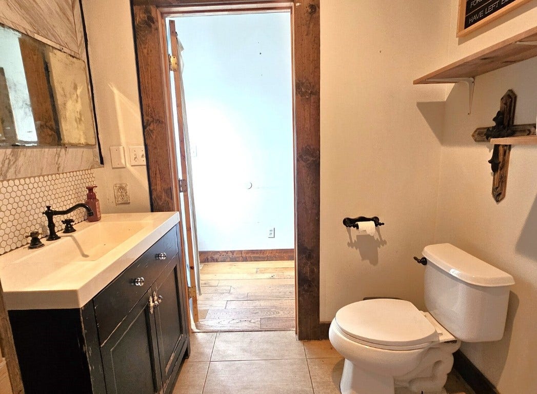 7115 Stingray Street, Hitchcock, TX 77563 7115 Stingray Street, Hitchcock, TX 77563