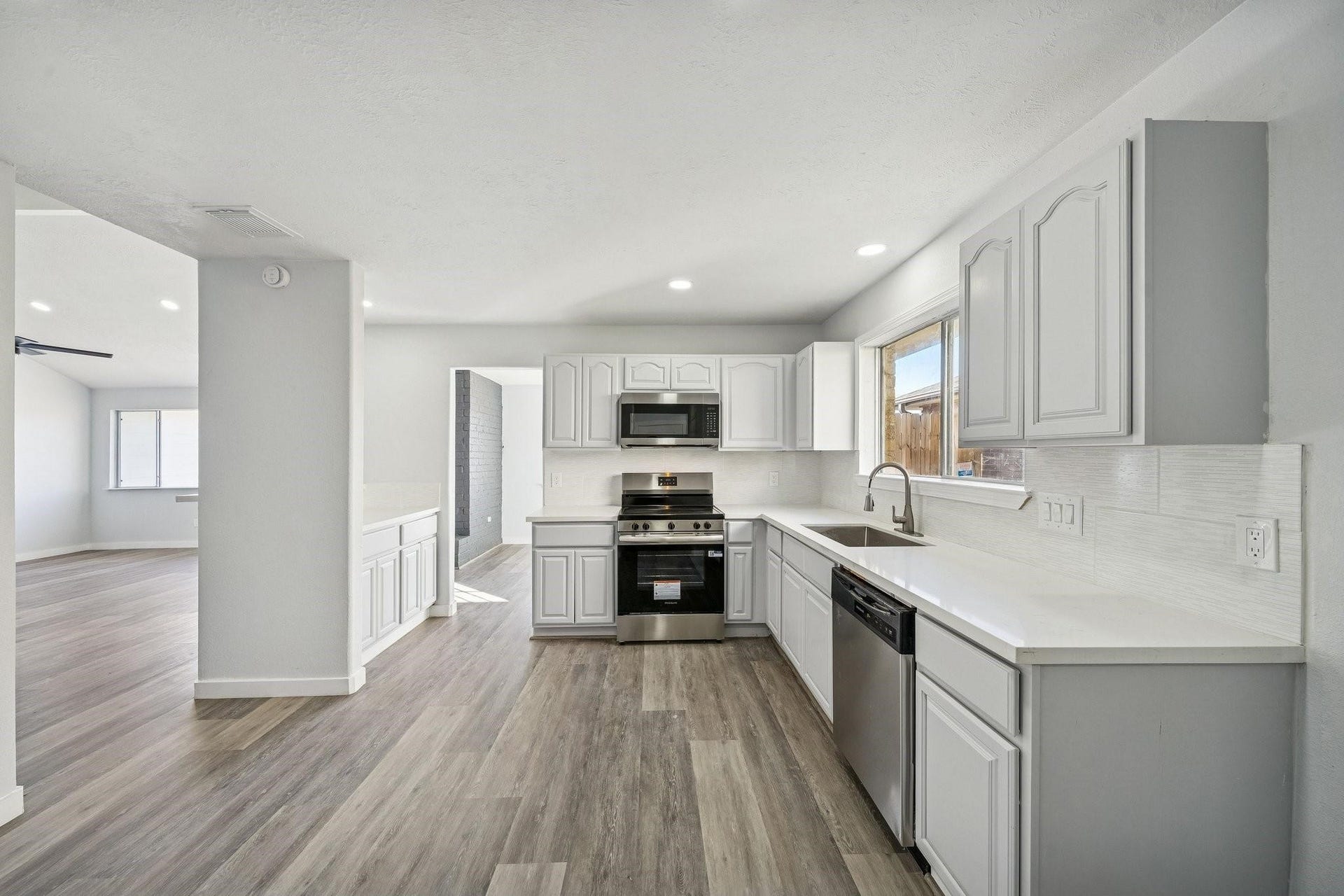 1419 Fieldstone Drive, Missouri City, TX 77489 1419 Fieldstone Drive, Missouri City, TX 77489