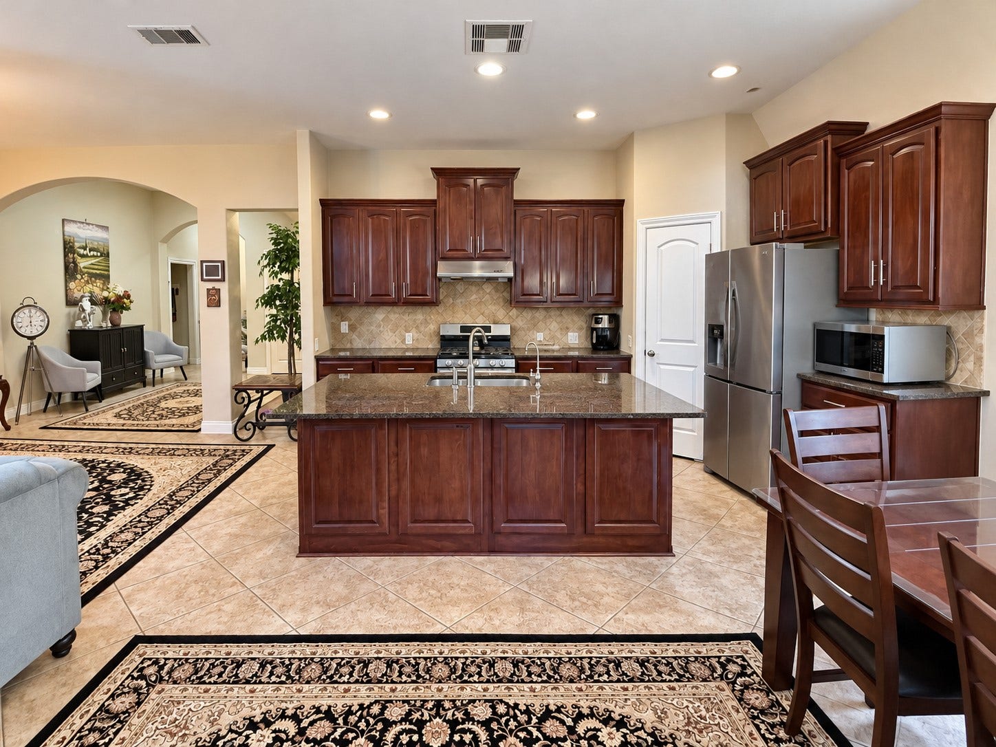 13601 Durango Pass Drive, Pearland, TX 77584 Large Kitchen