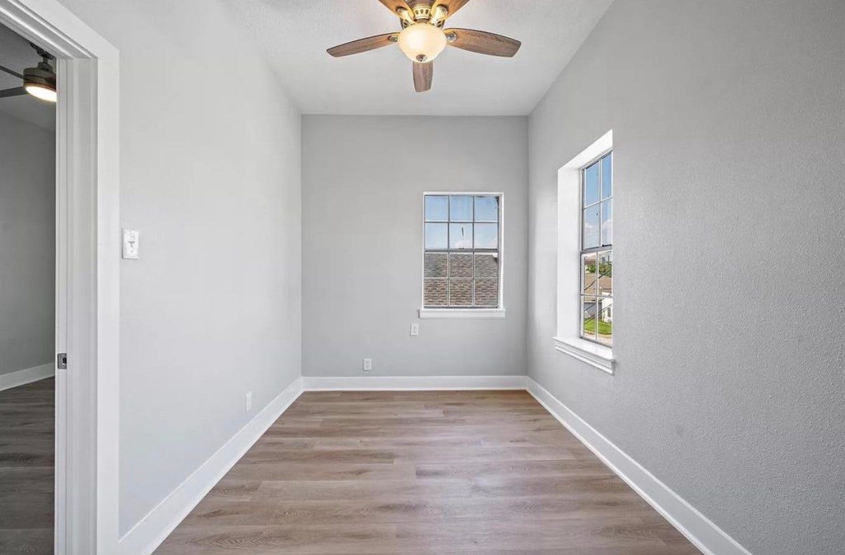 805 10 th Street, #4, Galveston, TX 77550