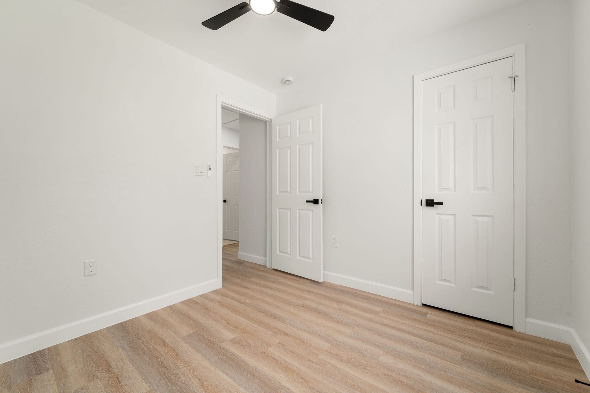 6614 Villarreal Drive, Houston, TX 77489