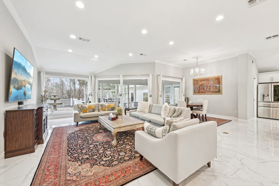 Property photo for 106 Mignon Lane, Houston, TX
