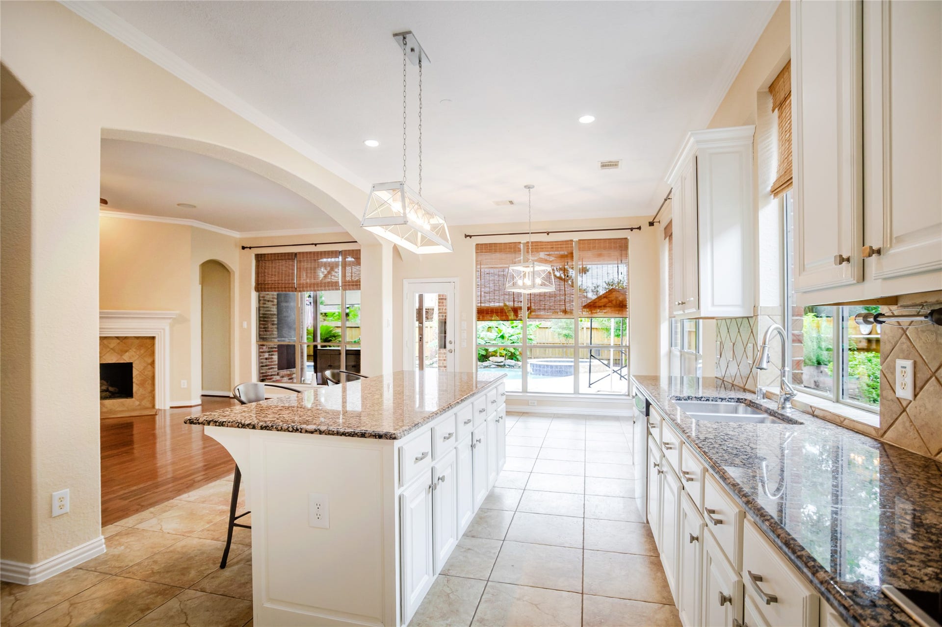 11910 Lake Mead Lane, Humble, TX 77346