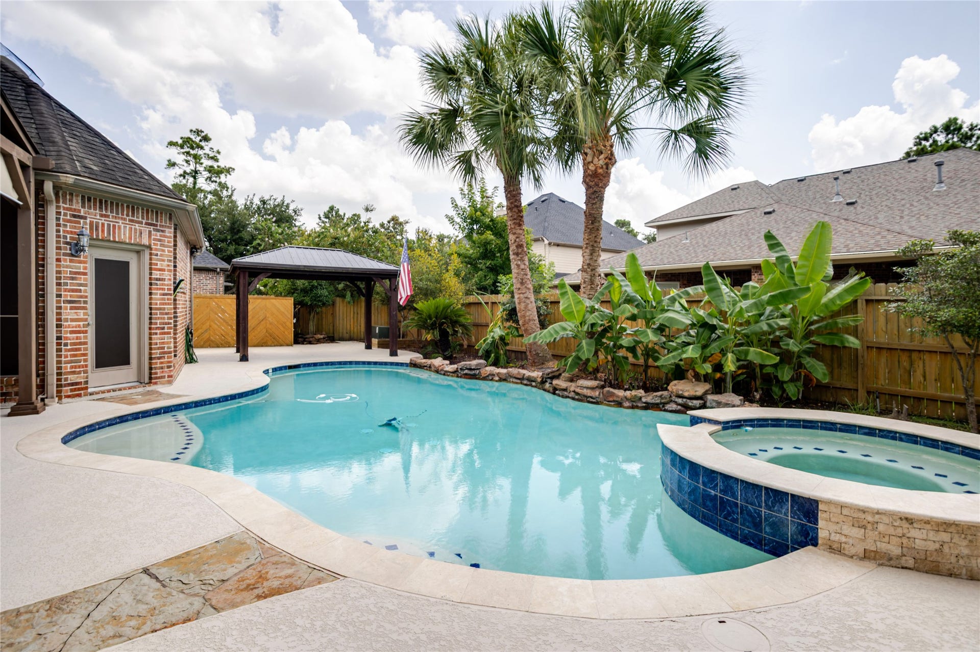 YOUR PERSONAL OASIS AWAITS!!
