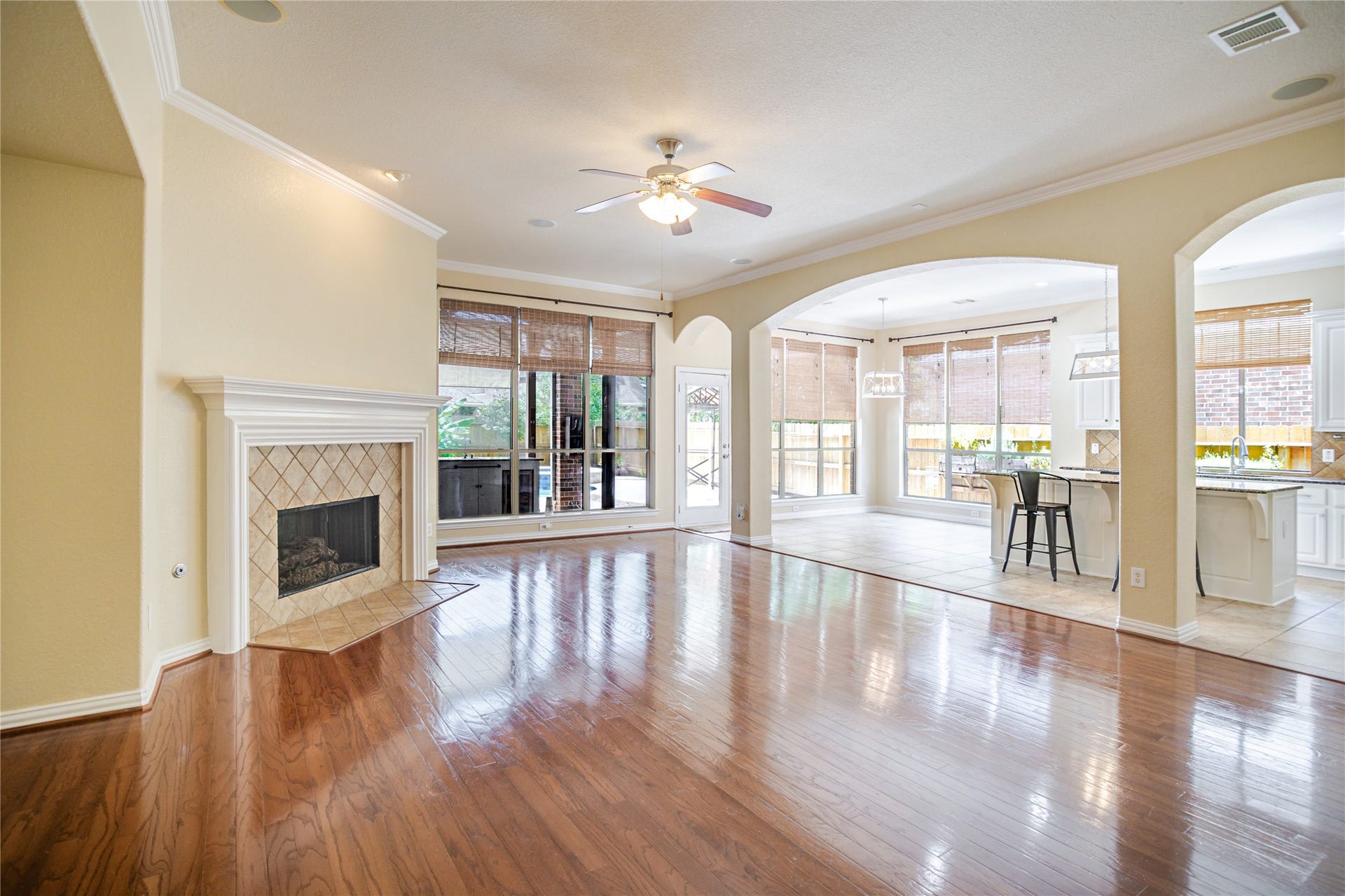 11910 Lake Mead Lane, Humble, TX 77346