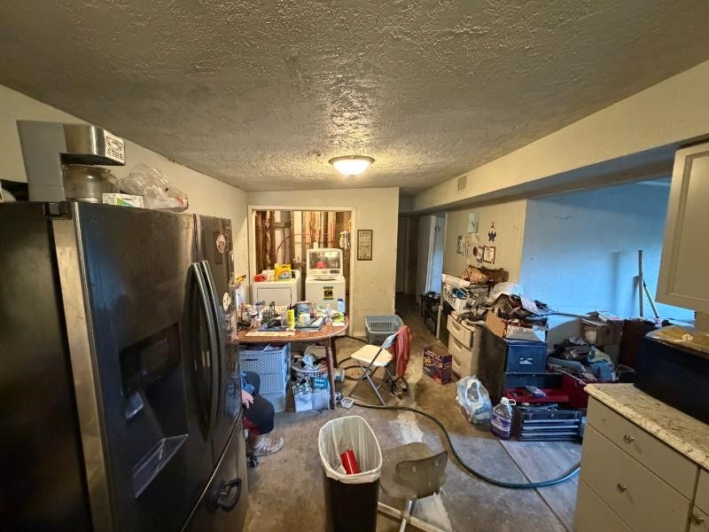 3927 Clifton Lane, Bacliff, TX 77518 3927 Clifton Lane, Bacliff, TX 77518