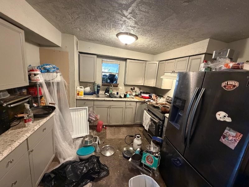 3927 Clifton Lane, Bacliff, TX 77518 3927 Clifton Lane, Bacliff, TX 77518