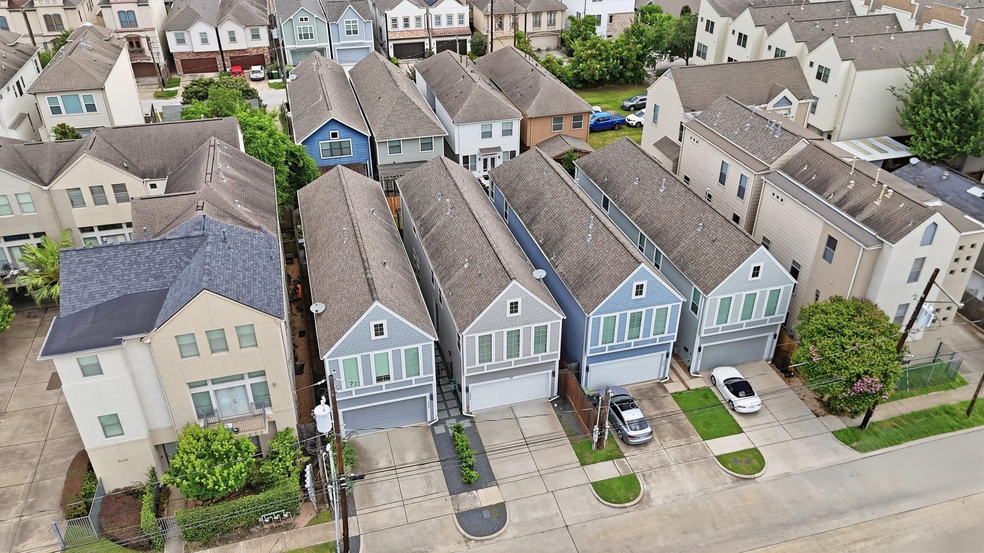5326 Darling Street, Houston, TX 77007 5326 Darling Street, Houston, TX 77007