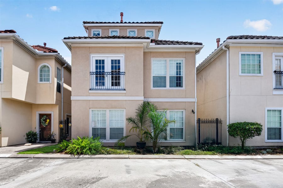 Property photo for 7131 Harmony Cove, Houston, TX