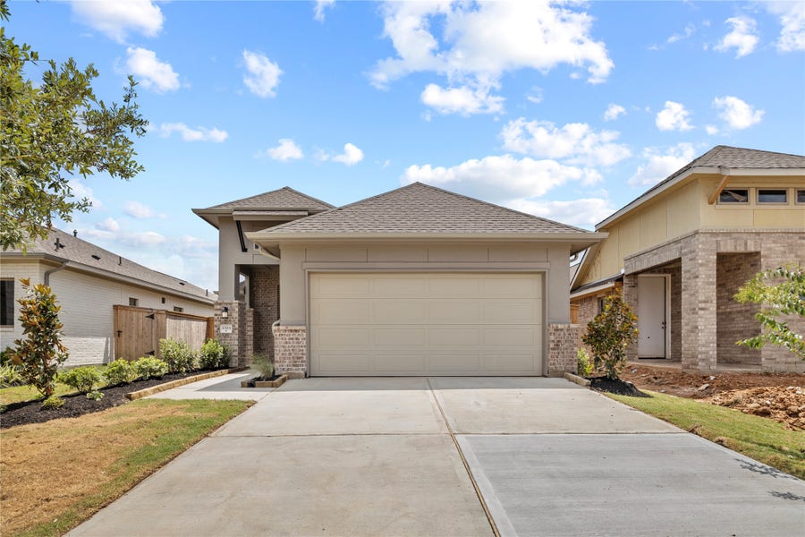 Property photo for 10414 Starfire Yellow Drive, Richmond, TX