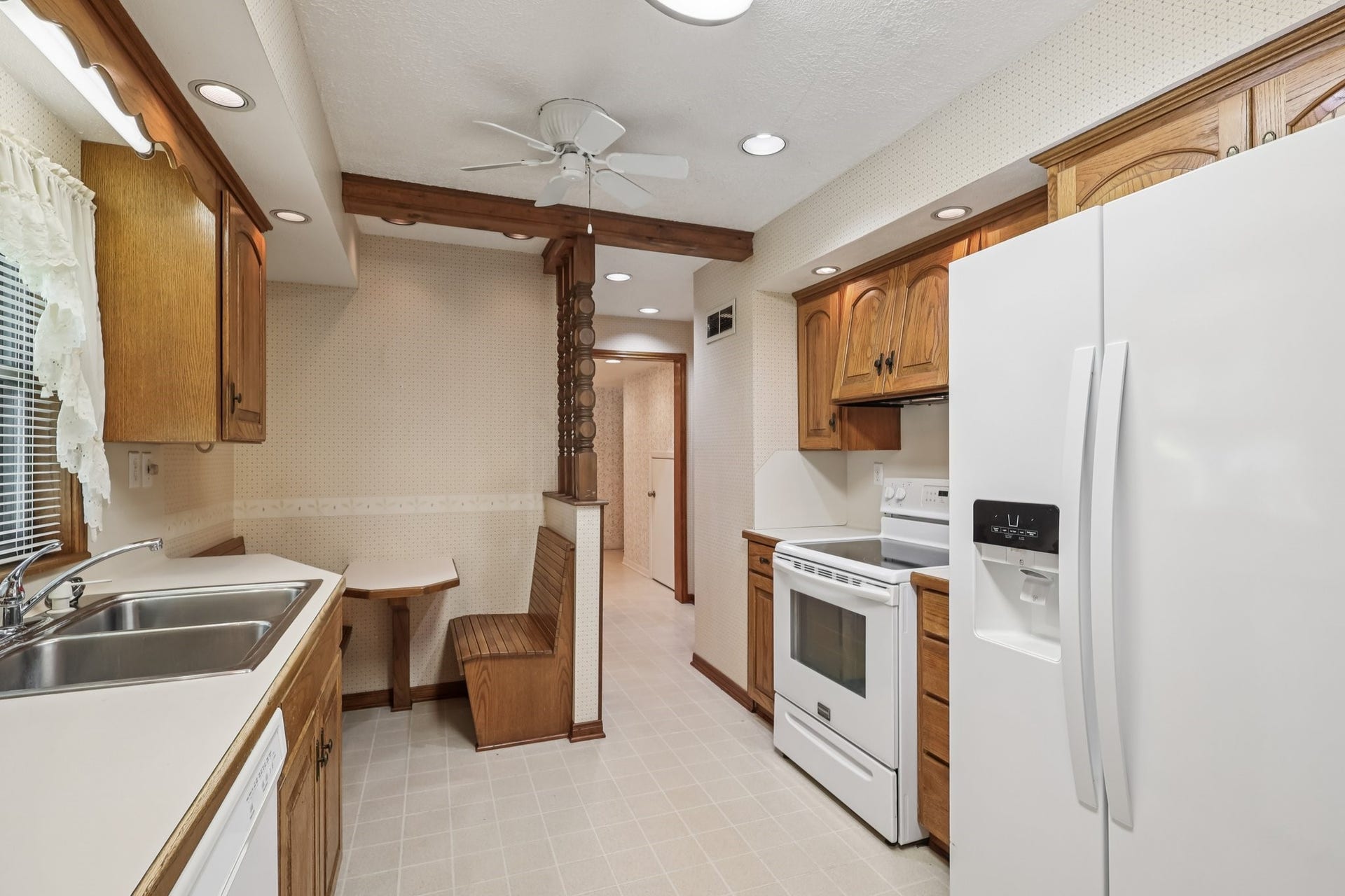 4733 Oleander Street, Bacliff, TX 77518 4733 Oleander Street, Bacliff, TX 77518