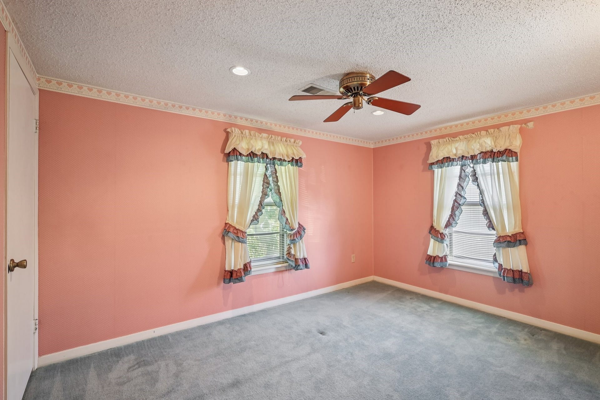 4733 Oleander Street, Bacliff, TX 77518 4733 Oleander Street, Bacliff, TX 77518