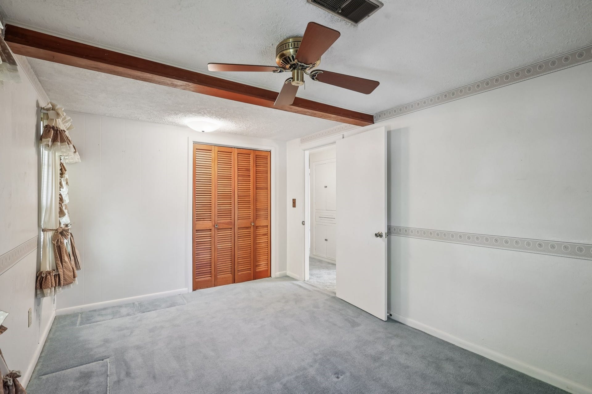 4733 Oleander Street, Bacliff, TX 77518 4733 Oleander Street, Bacliff, TX 77518