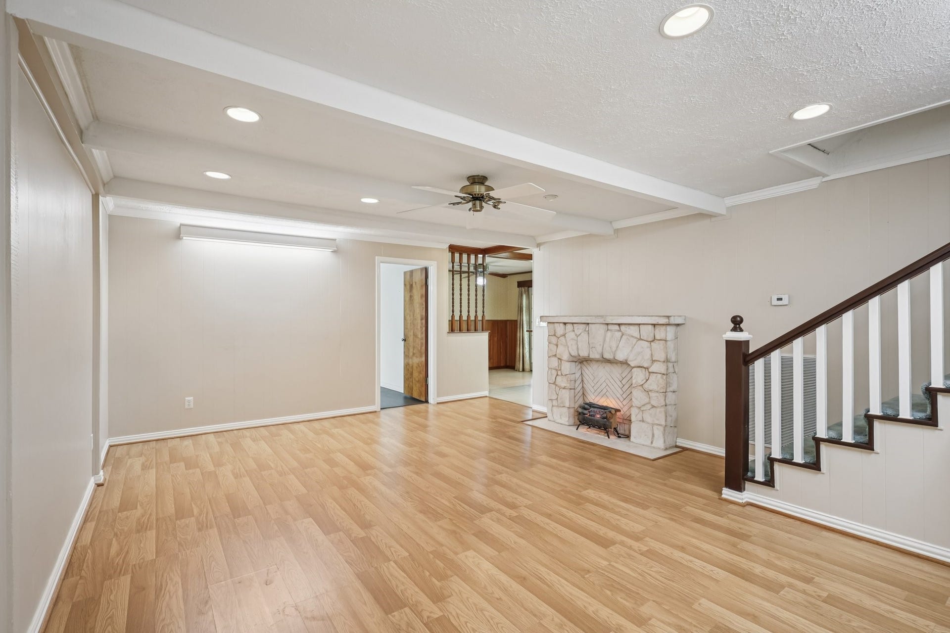4733 Oleander Street, Bacliff, TX 77518 4733 Oleander Street, Bacliff, TX 77518