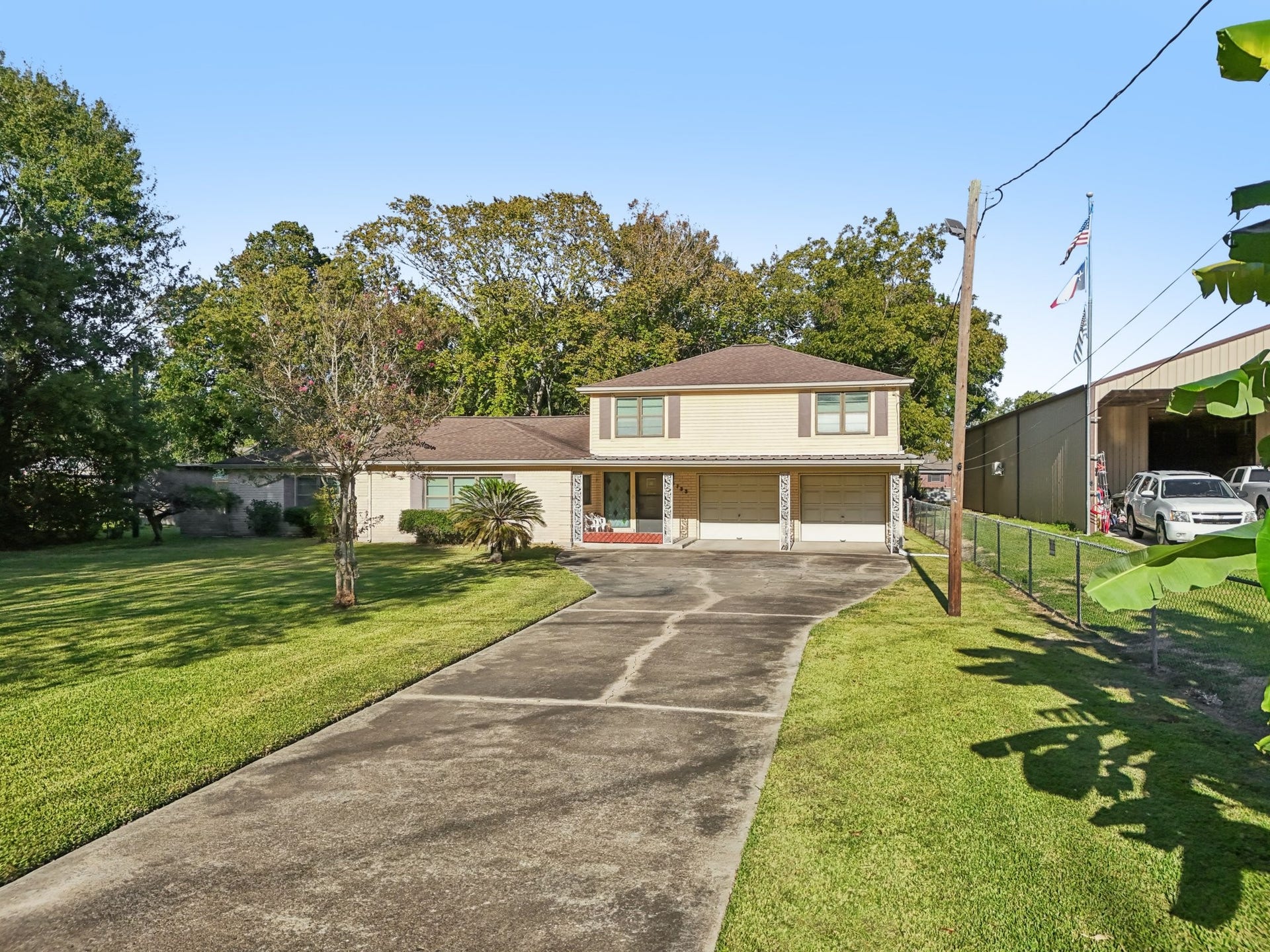 4733 Oleander Street, Bacliff, TX 77518 4733 Oleander Street, Bacliff, TX 77518