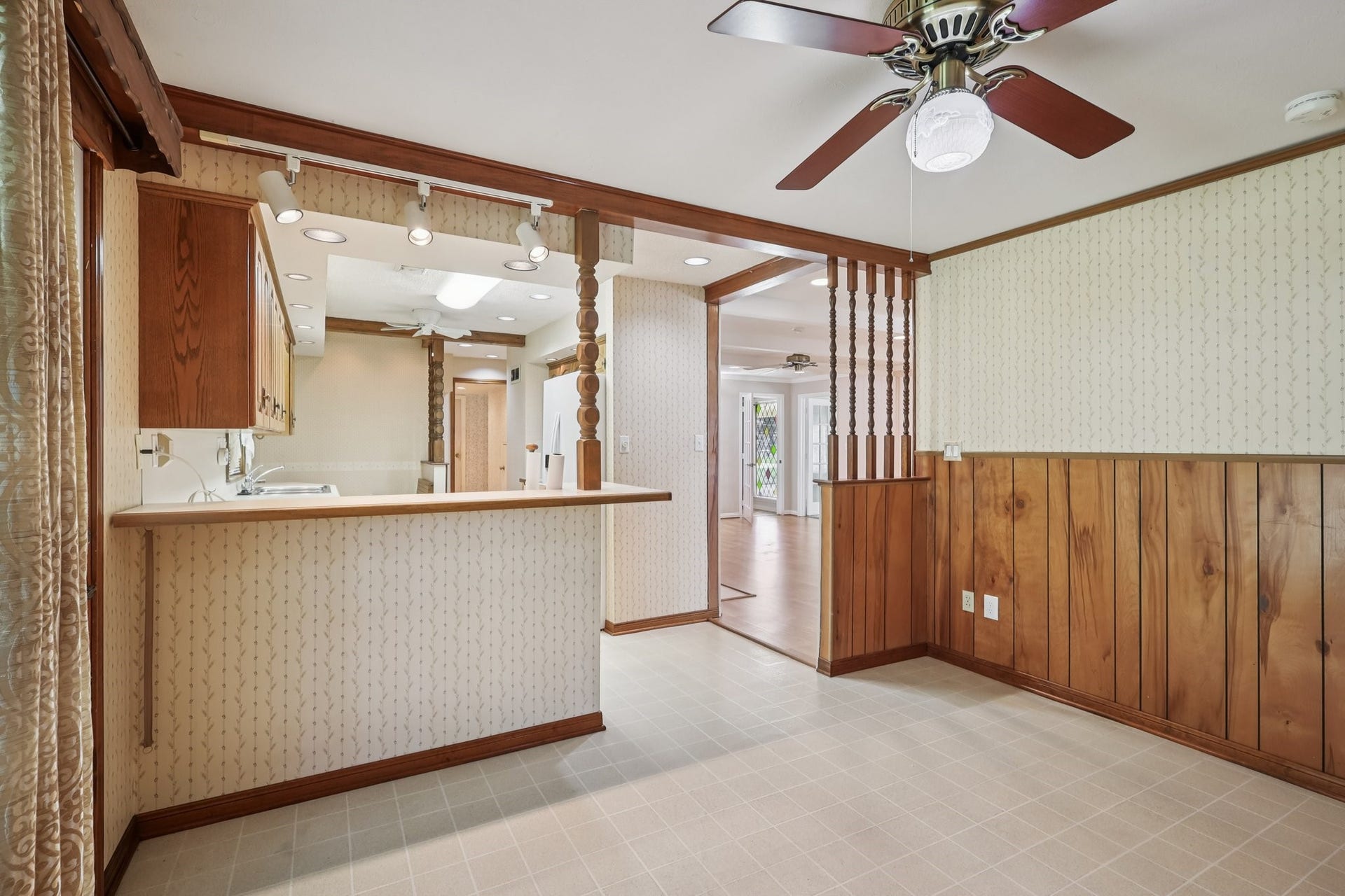 4733 Oleander Street, Bacliff, TX 77518 4733 Oleander Street, Bacliff, TX 77518