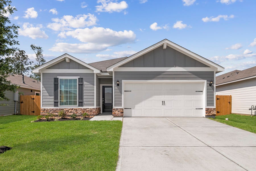 Property photo for 15631 Plum Brook Drive, Conroe, TX
