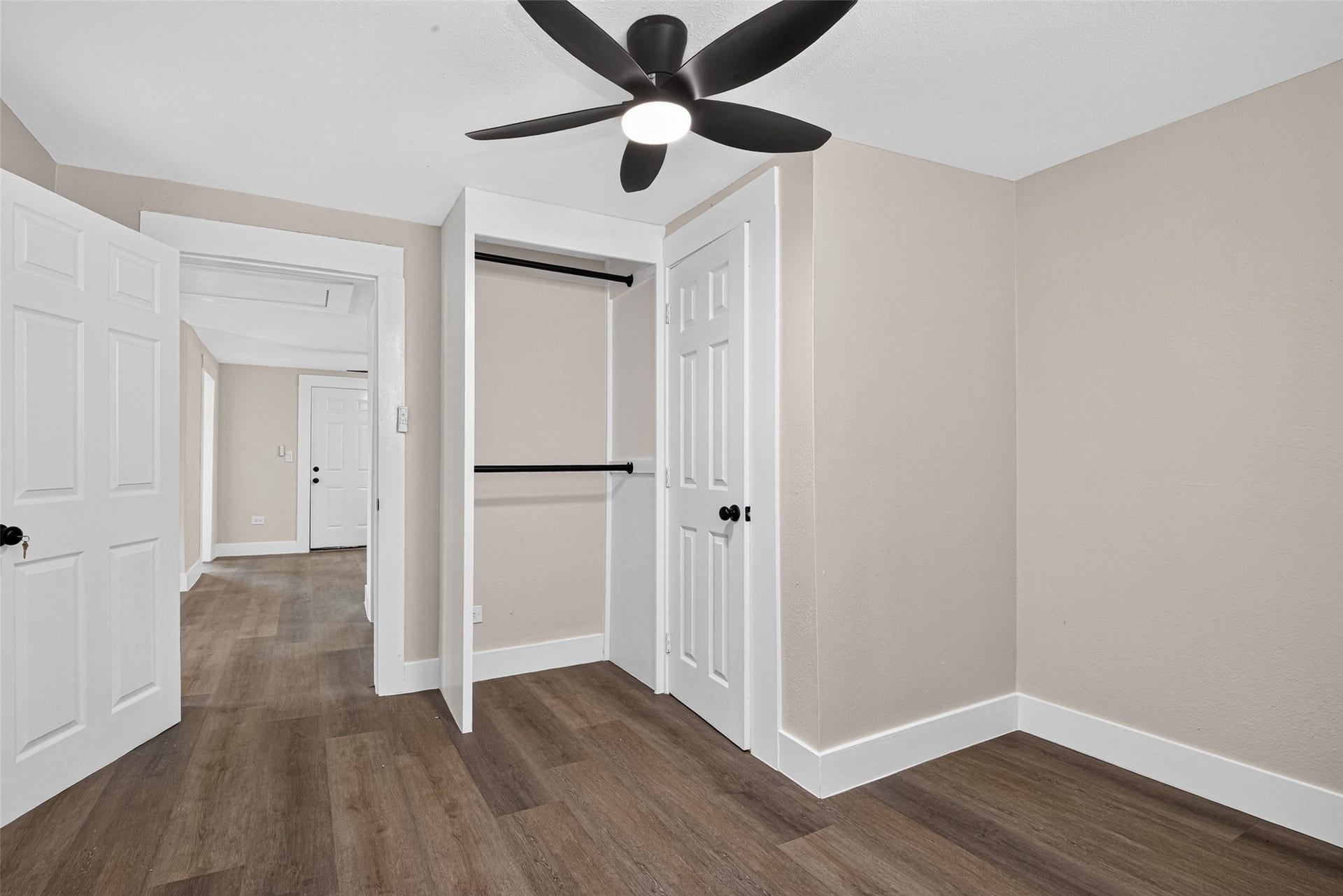 1505 Ryon Street, Houston, TX 77009 1505 Ryon Street, Houston, TX 77009
