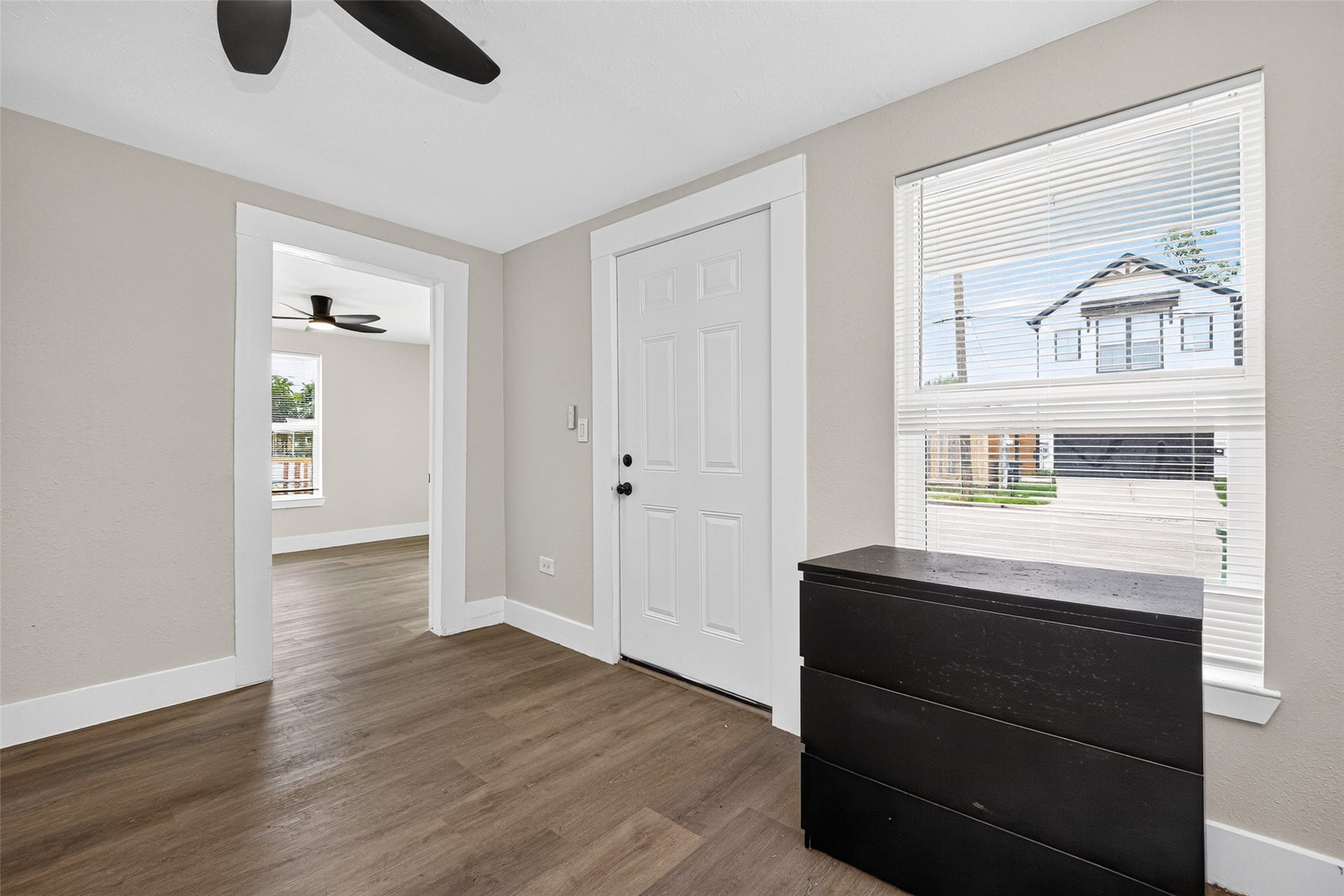 1505 Ryon Street, Houston, TX 77009 1505 Ryon Street, Houston, TX 77009