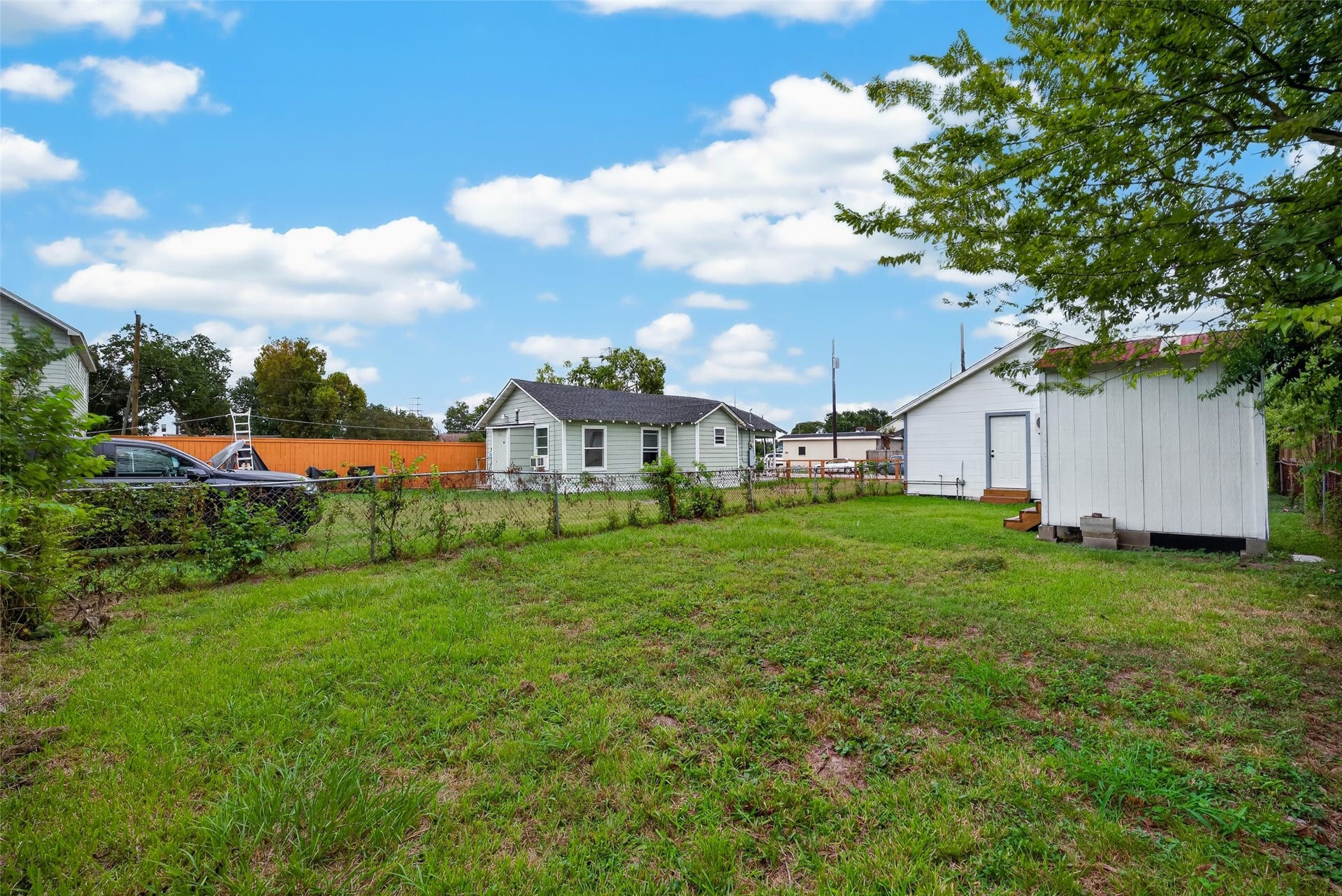 1505 Ryon Street, Houston, TX 77009 1505 Ryon Street, Houston, TX 77009