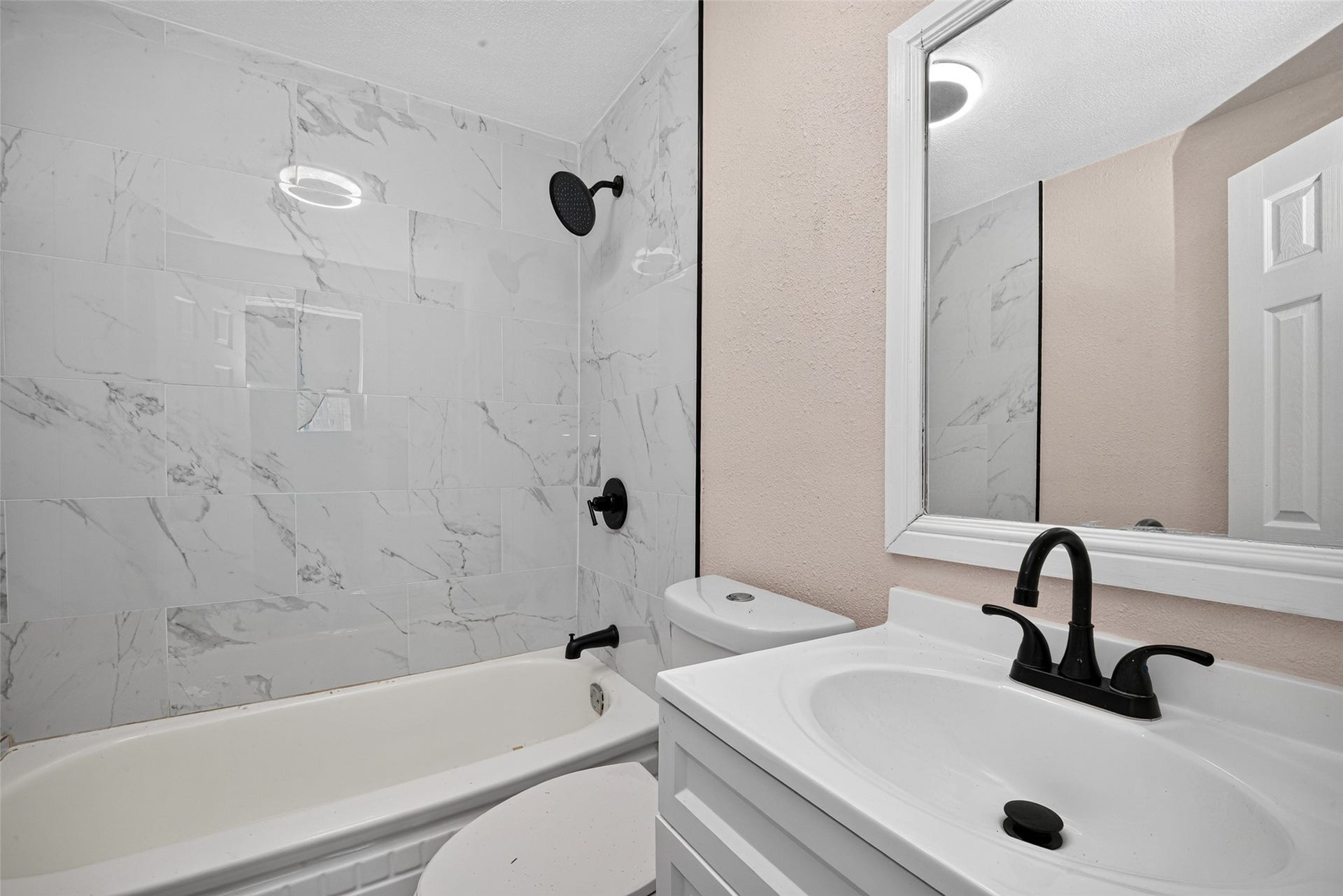 1505 Ryon Street, Houston, TX 77009 1505 Ryon Street, Houston, TX 77009