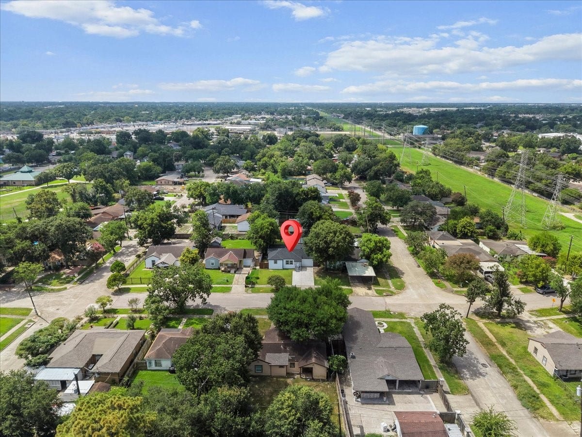 1105 W Ellaine Avenue, Pasadena, TX 77506 1105 W Ellaine Avenue, Pasadena, TX 77506