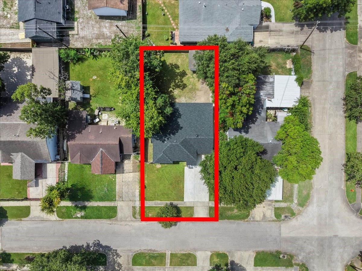 1105 W Ellaine Avenue, Pasadena, TX 77506 1105 W Ellaine Avenue, Pasadena, TX 77506