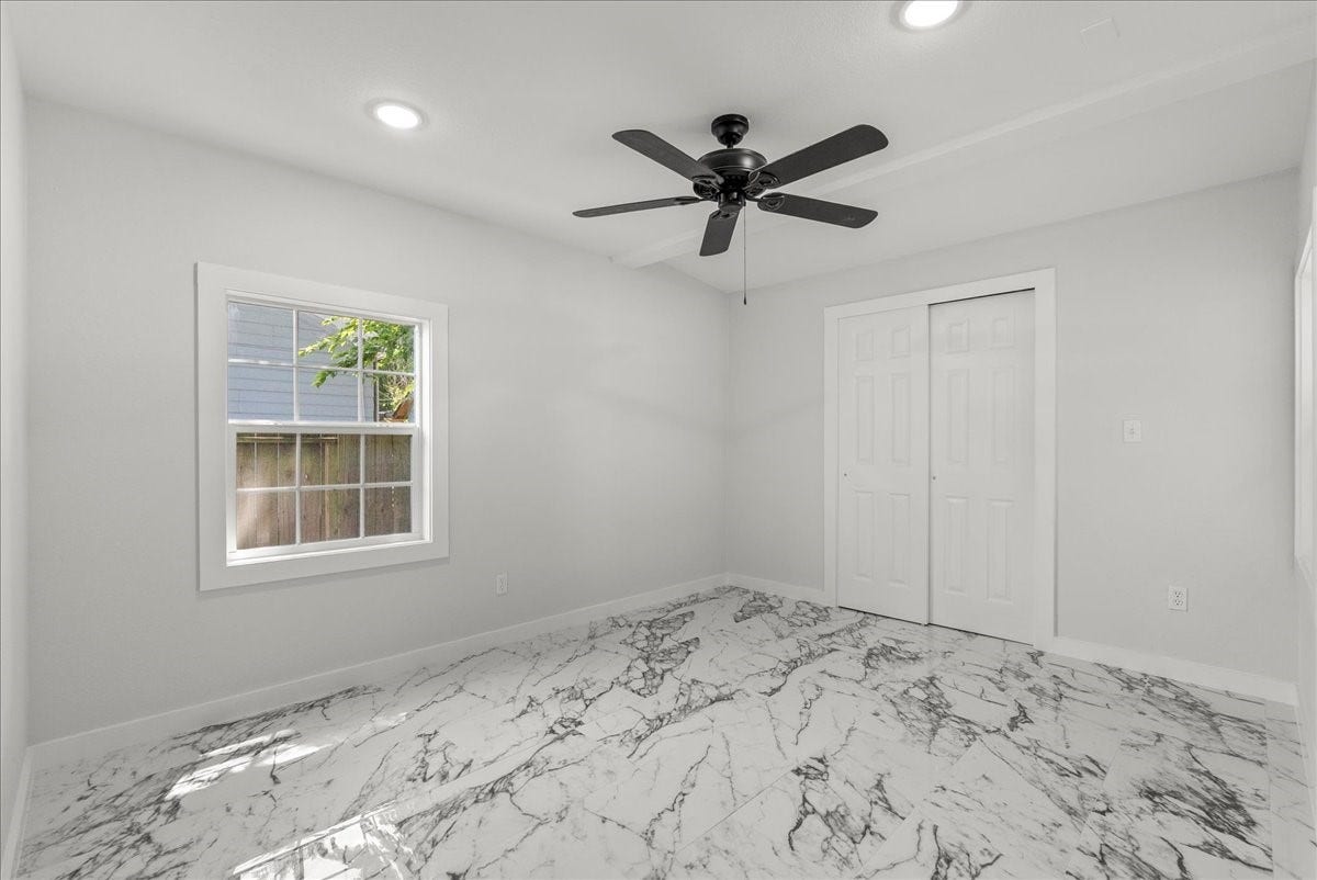 1105 W Ellaine Avenue, Pasadena, TX 77506 1105 W Ellaine Avenue, Pasadena, TX 77506