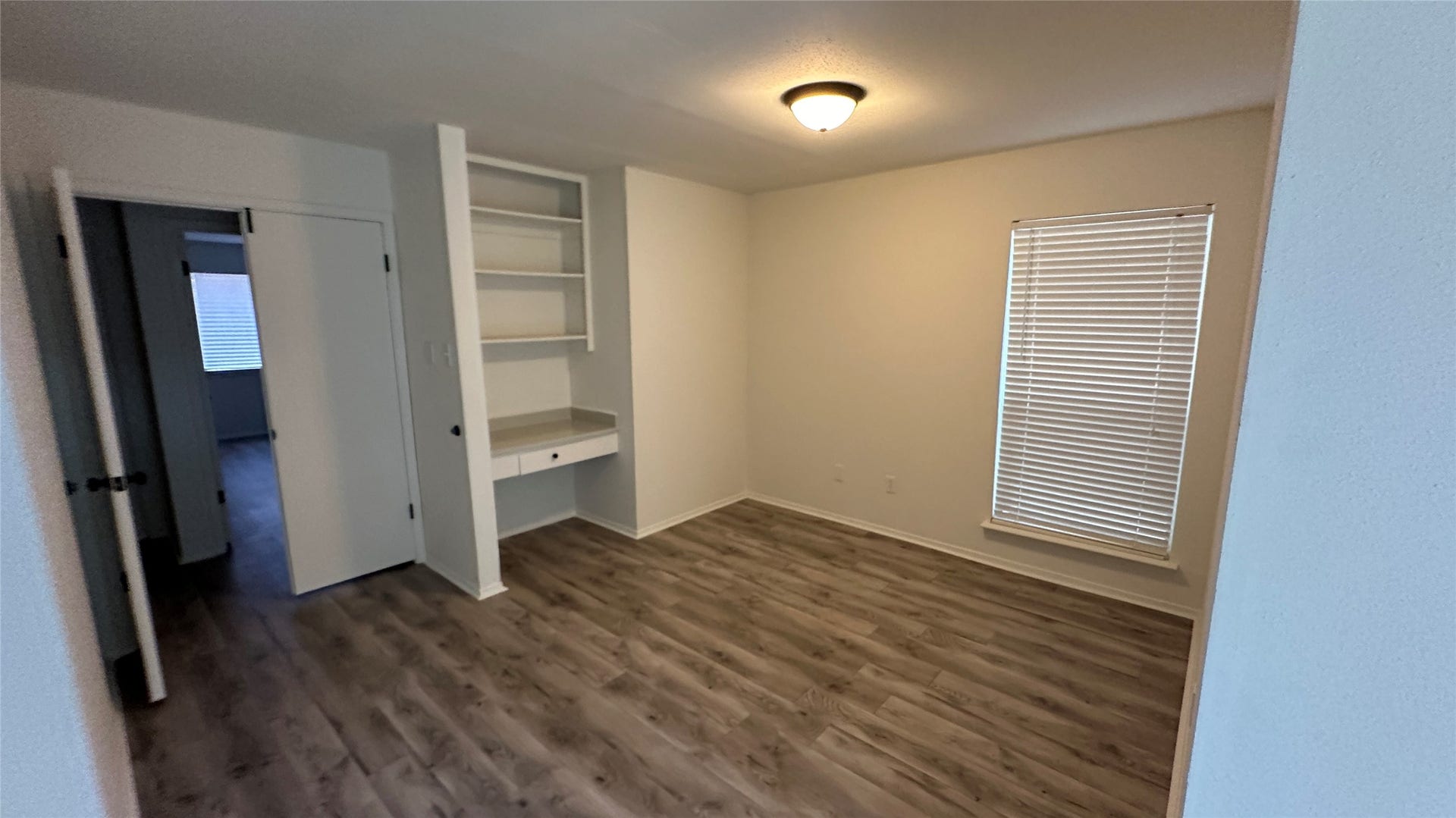 69 N Deerfoot Circle, Spring, TX 77380 69 N Deerfoot Circle, Spring, TX 77380