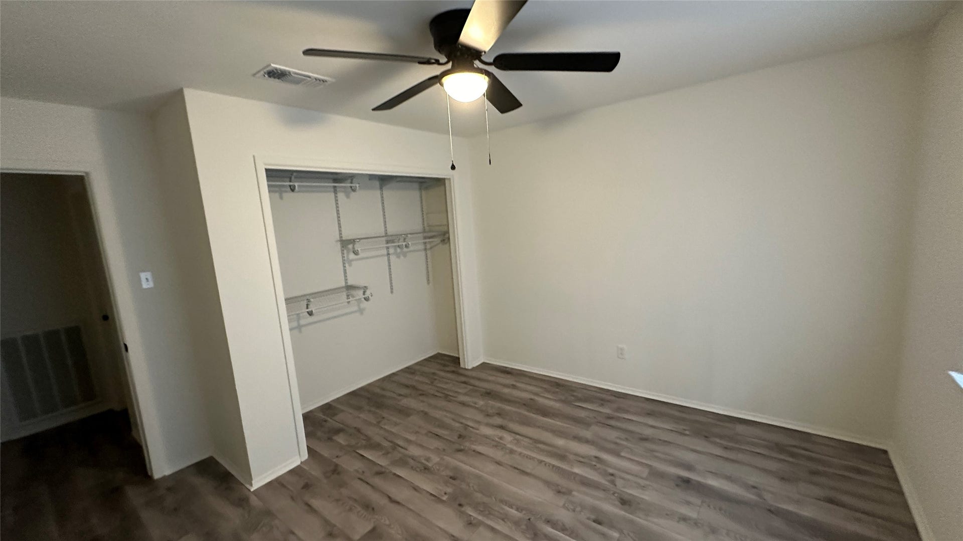 69 N Deerfoot Circle, Spring, TX 77380 69 N Deerfoot Circle, Spring, TX 77380