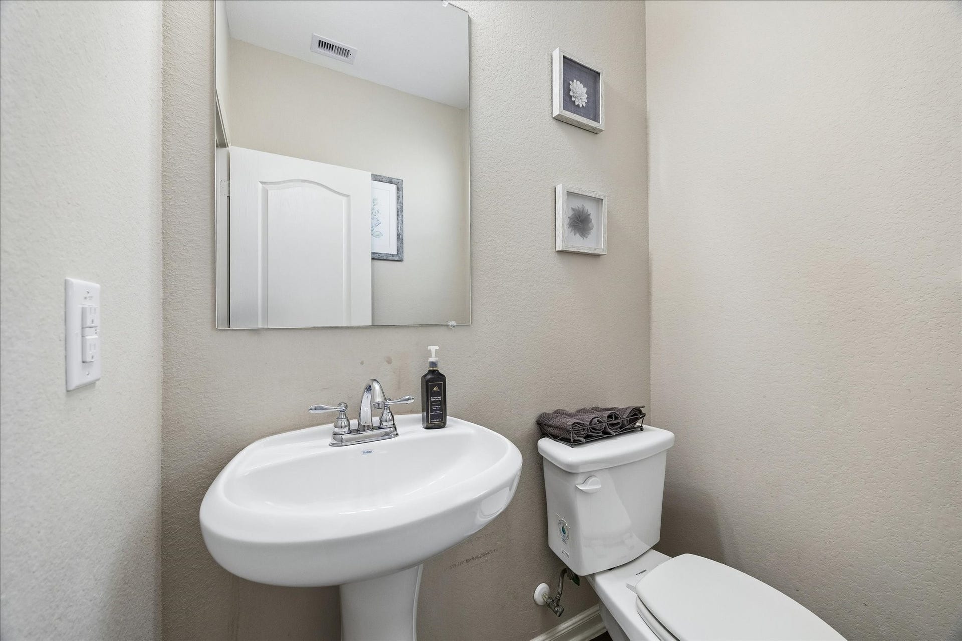 16107 Swift Fox Court, Cypress, TX 77433 16107 Swift Fox Court, Cypress, TX 77433