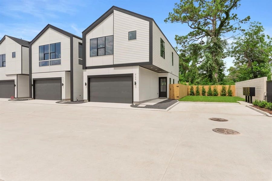Property photo for 6139 Pacific Forest Drive, Houston, TX