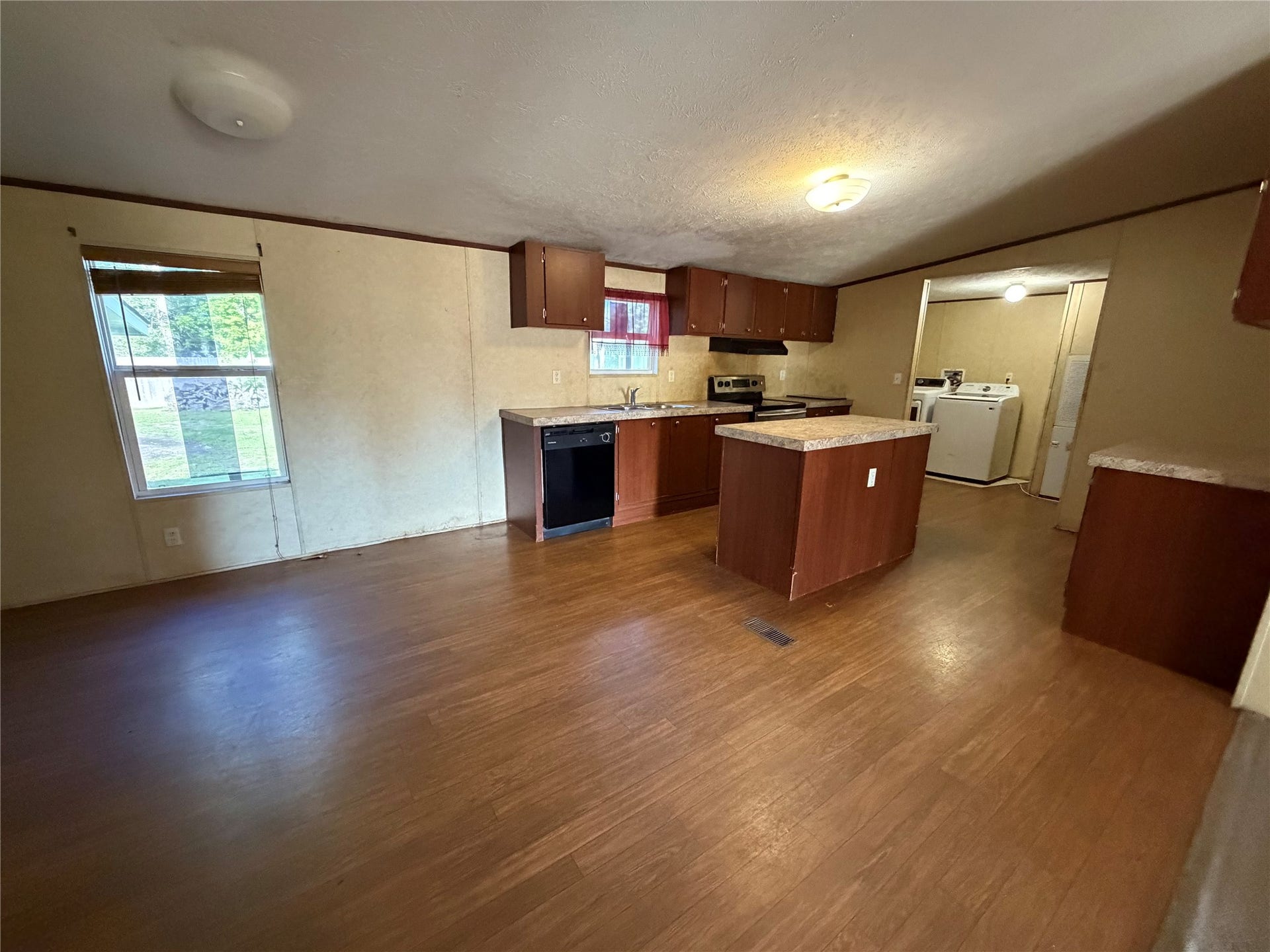 23943 Swallowtail Lane, New Caney, TX 77357 23943 Swallowtail Lane, New Caney, TX 77357