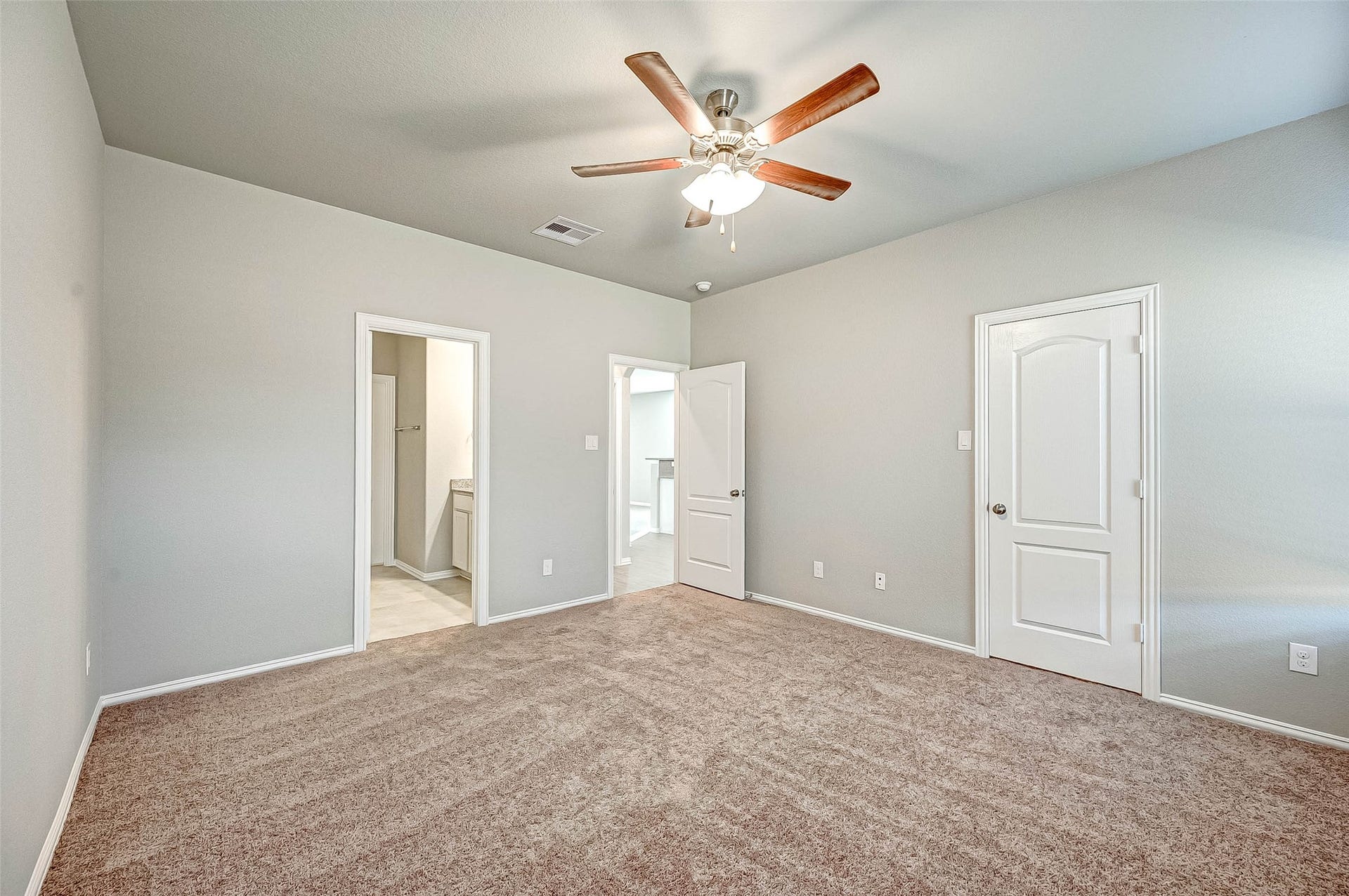 31738 Wellington Pass, Fulshear, TX 77441