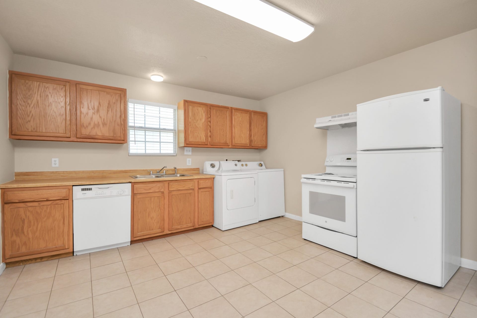 500 W Pitts Avenue, #302, Pasadena, TX 77506 500 W Pitts Avenue, #302, Pasadena, TX 77506