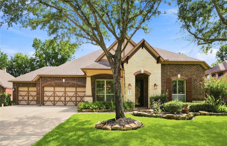 Property photo for 19418 Sanctuary Place Drive, Spring, TX