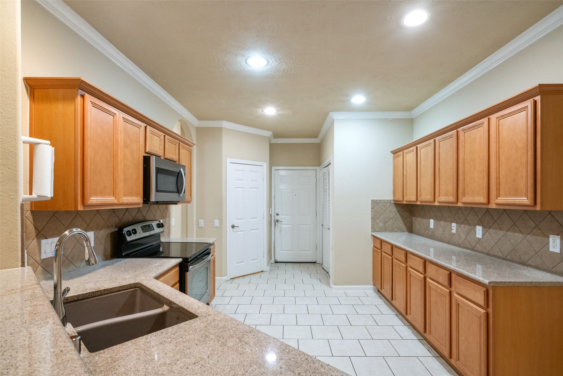 7 Fitzroy Place, Conroe, TX 77384 7 Fitzroy Place, Conroe, TX 77384