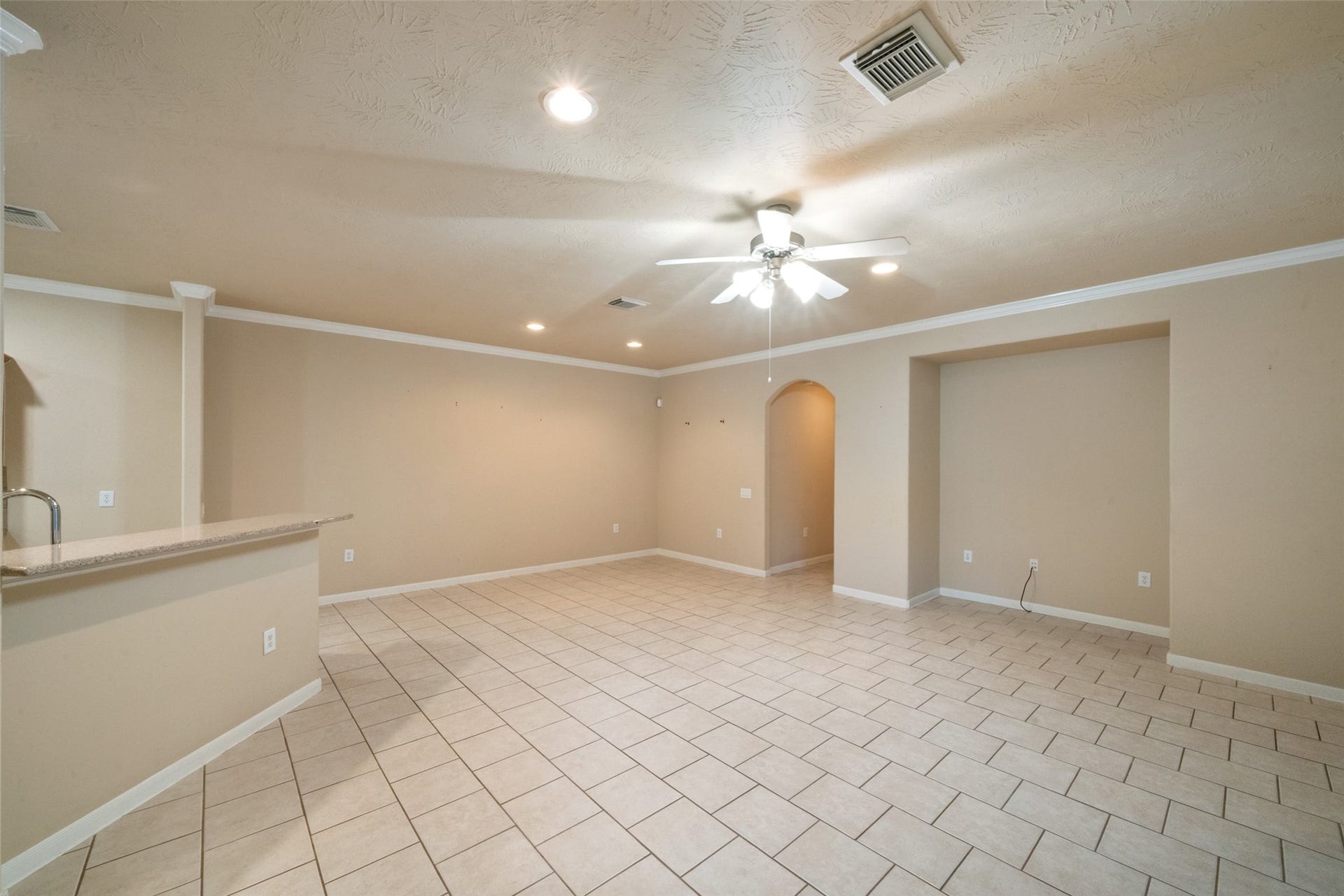 7 Fitzroy Place, Conroe, TX 77384 7 Fitzroy Place, Conroe, TX 77384