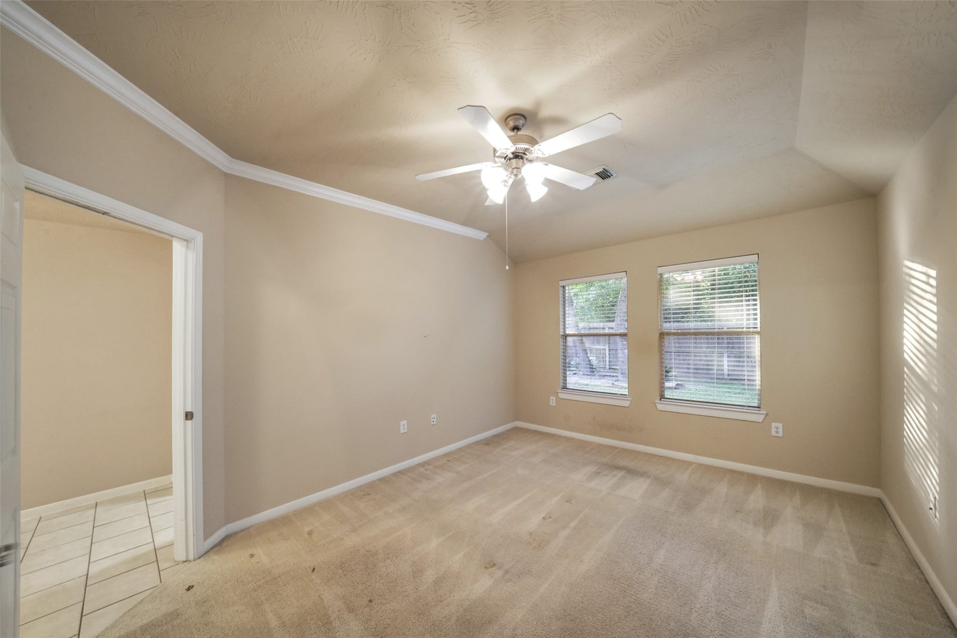7 Fitzroy Place, Conroe, TX 77384 7 Fitzroy Place, Conroe, TX 77384