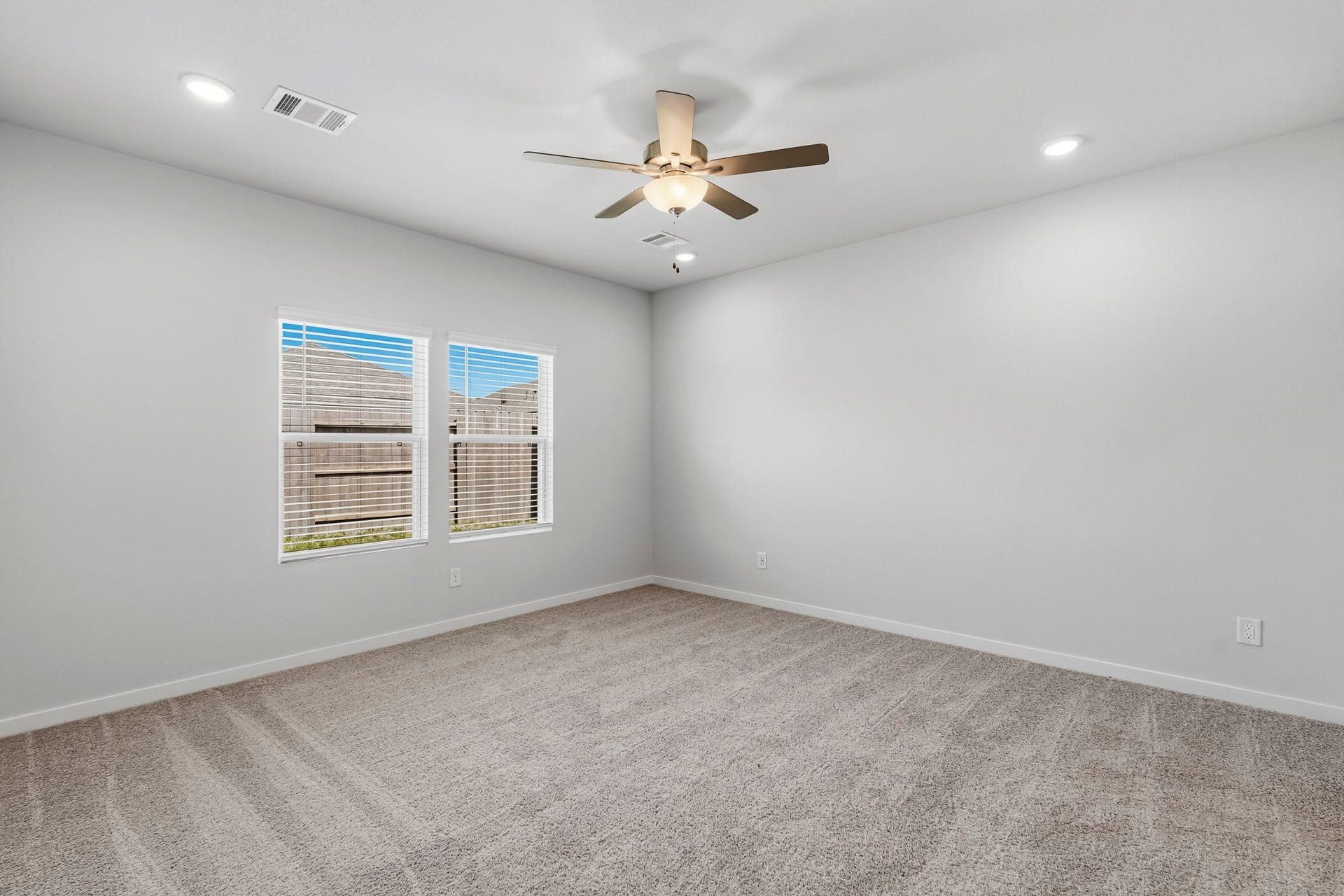 29222 Dandelion Sky Drive, Waller, TX 77484