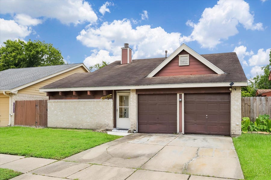 Property photo for 1419 Willow Wisp Drive, Missouri City, TX