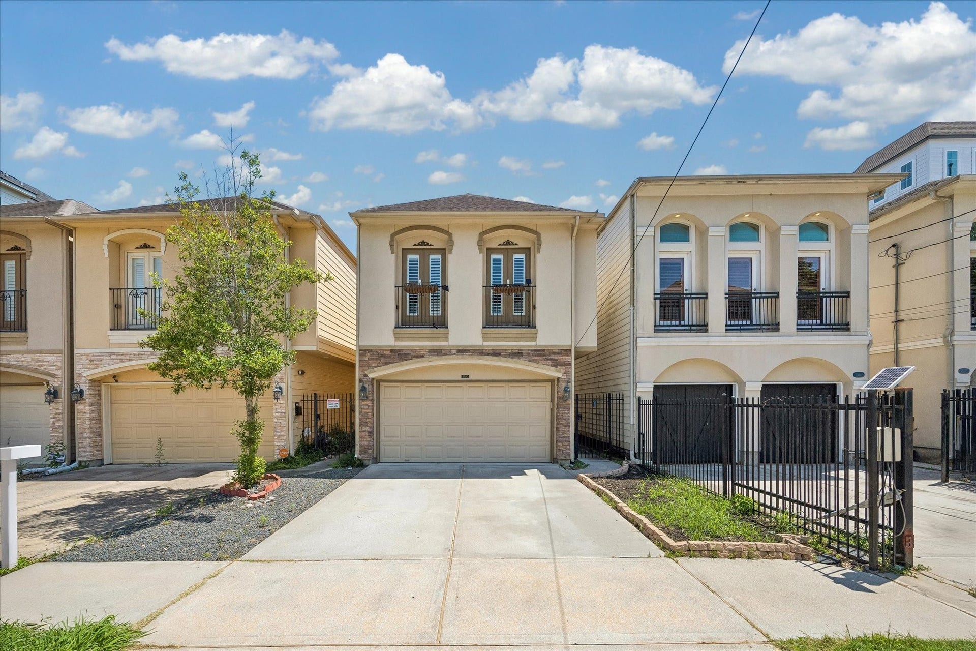 5513 Petty Street, #C, Houston, TX 77007 5513 Petty Street, #C, Houston, TX 77007
