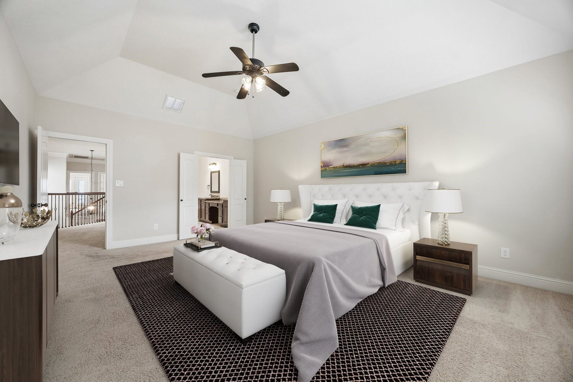 5513 Petty Street, #C, Houston, TX 77007 Spacious primary bedroom with vaulted ceiling and room for a sitting area.
