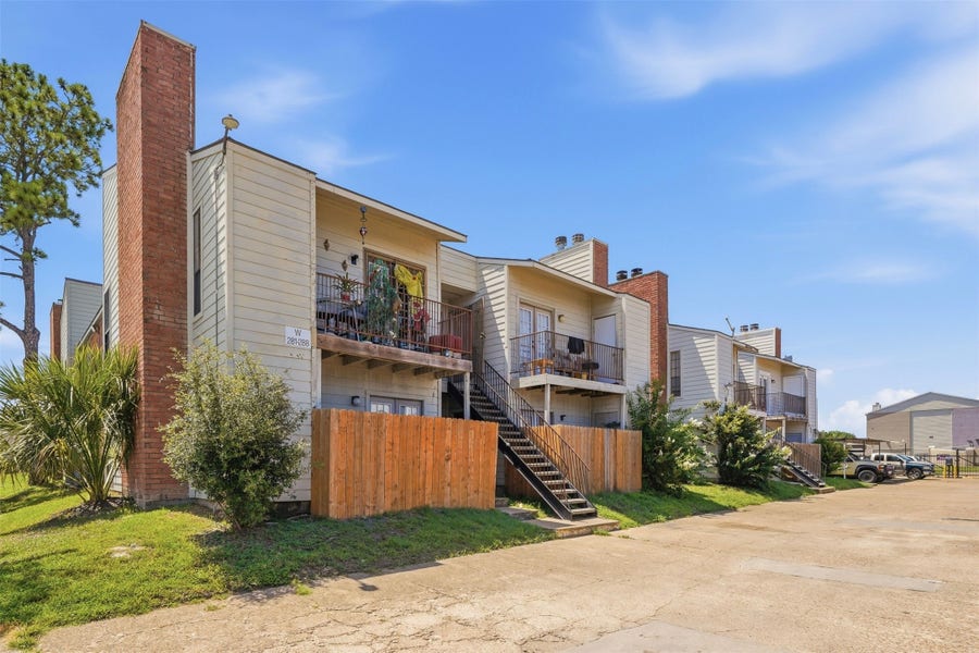Property photo for 10501 South Drive, #288, Houston, TX
