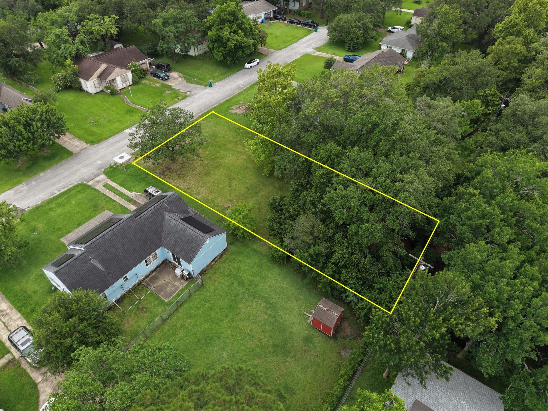 2320 Meadow Lane, La Marque, TX 77568 2320 Meadow Lane, La Marque, TX 77568