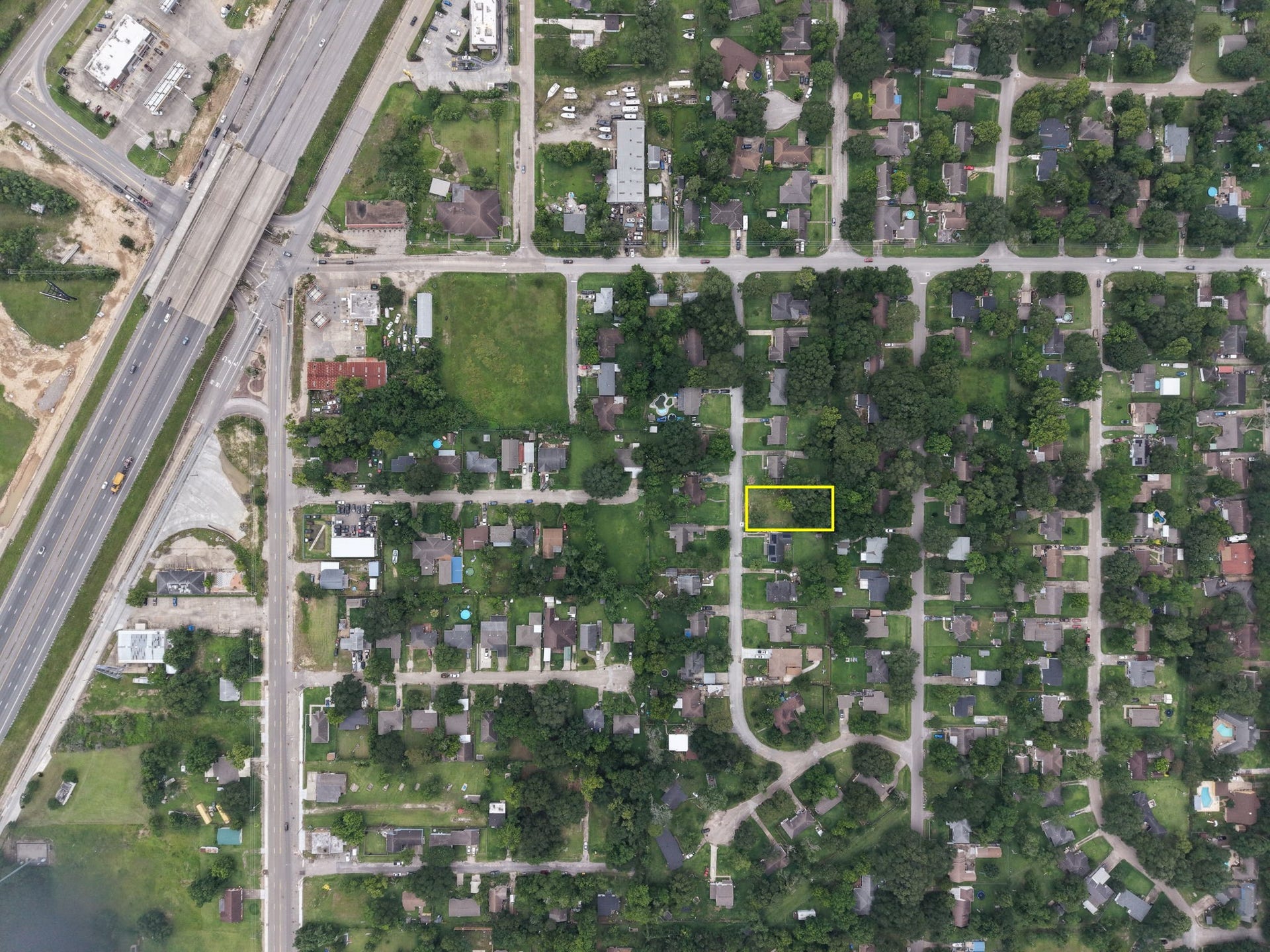2320 Meadow Lane, La Marque, TX 77568 2320 Meadow Lane, La Marque, TX 77568