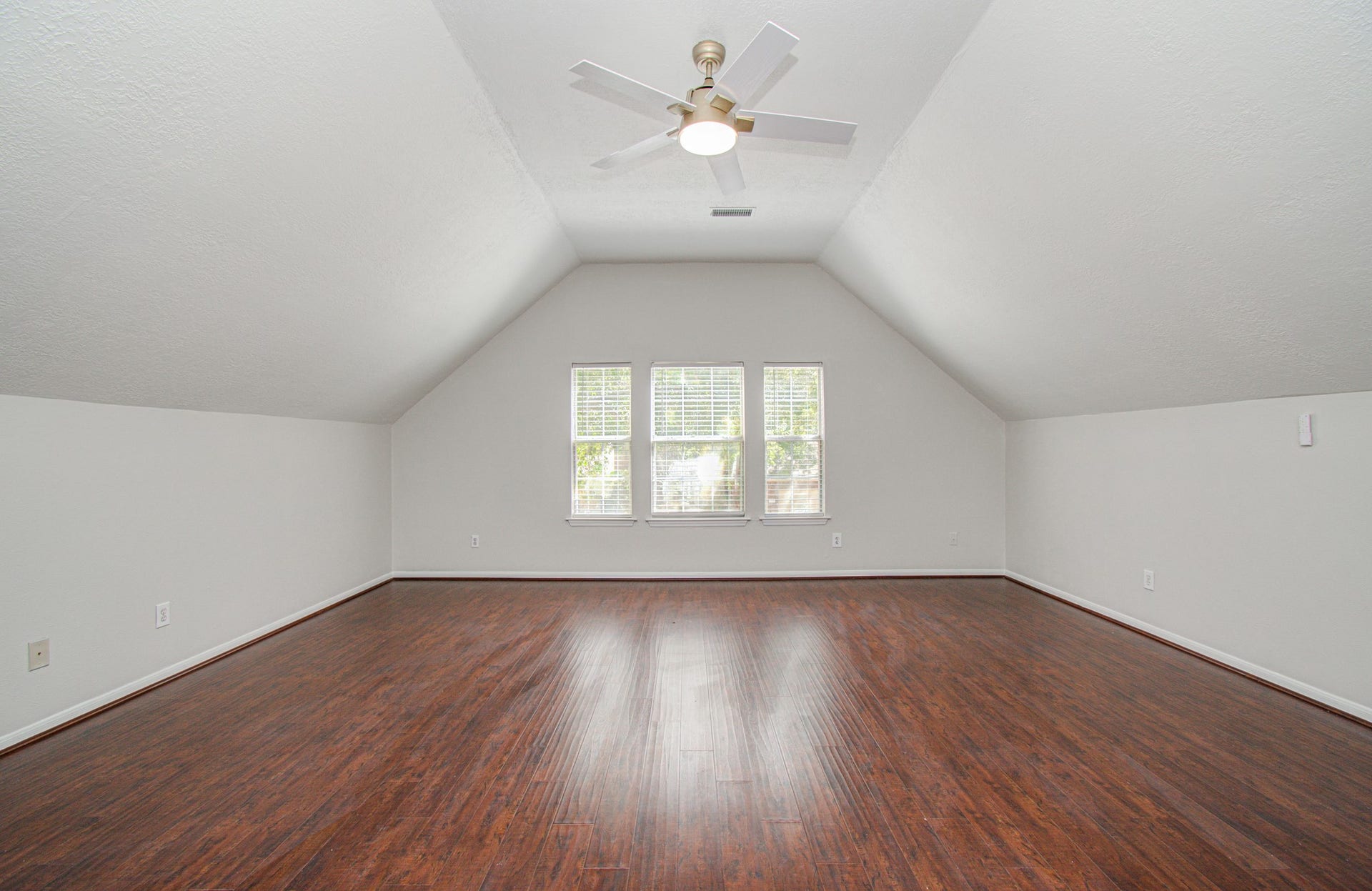 1207 Atlanta Drive, Richmond, TX 77406 1207 Atlanta Drive, Richmond, TX 77406