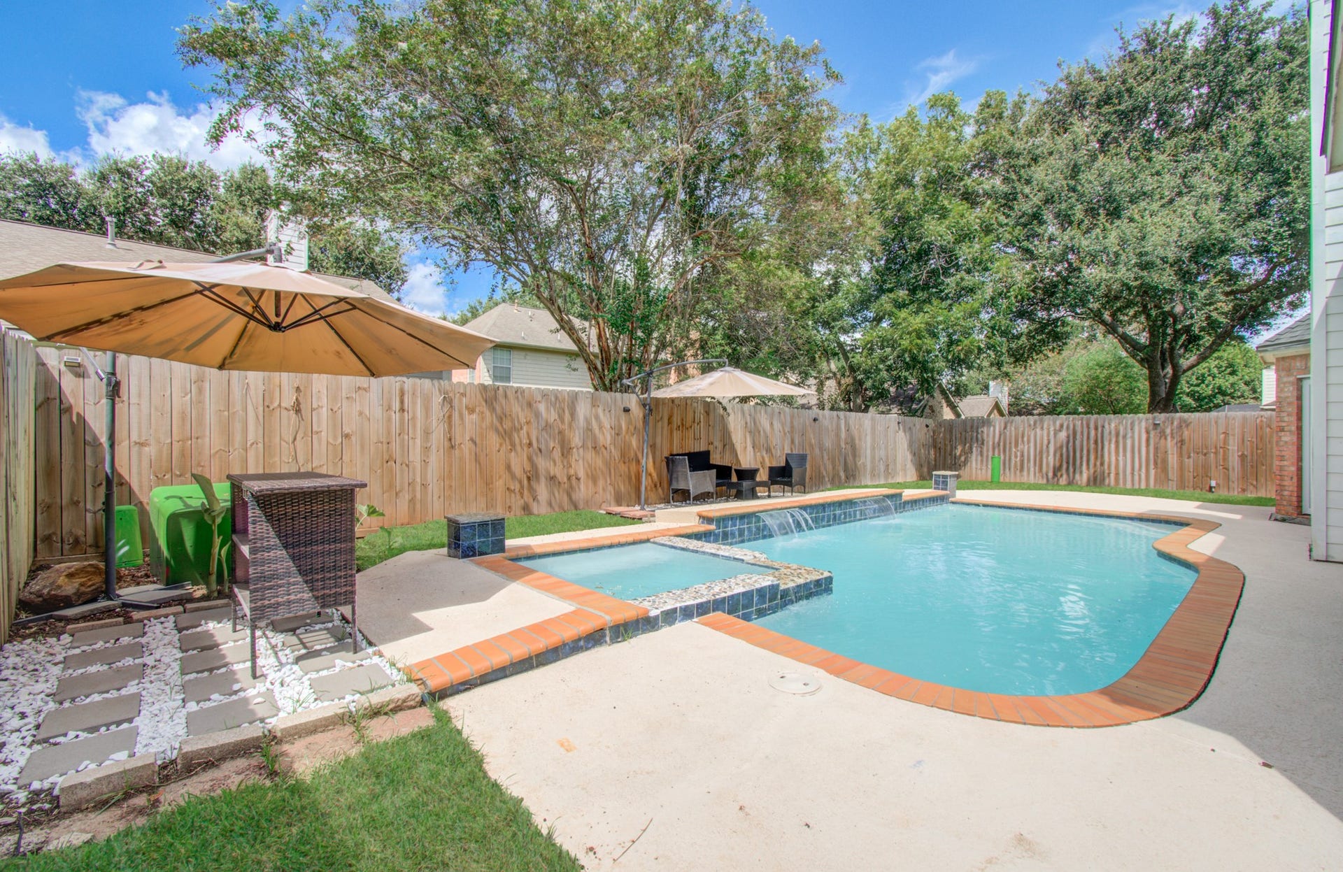 1207 Atlanta Drive, Richmond, TX 77406 1207 Atlanta Drive, Richmond, TX 77406