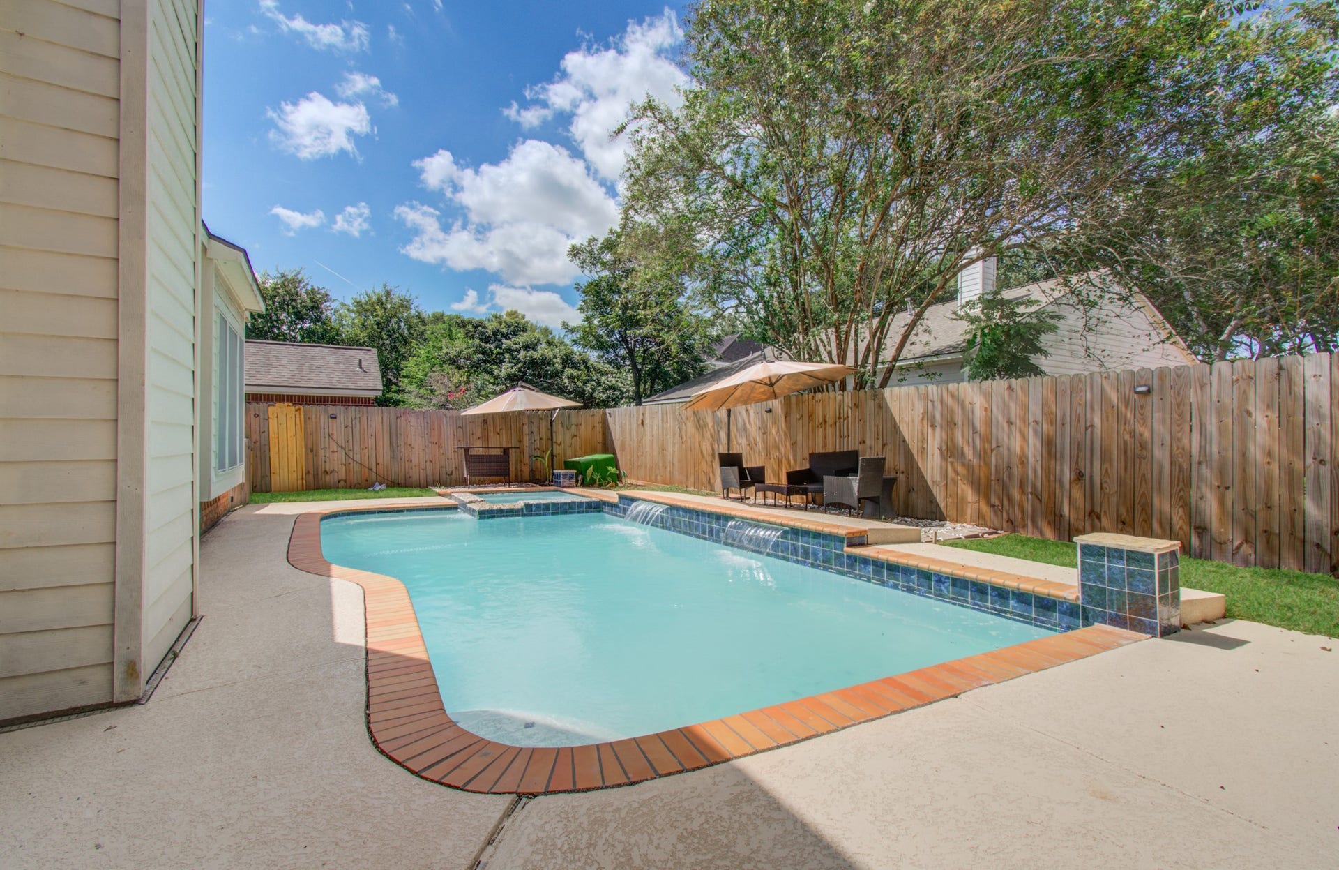 1207 Atlanta Drive, Richmond, TX 77406 1207 Atlanta Drive, Richmond, TX 77406