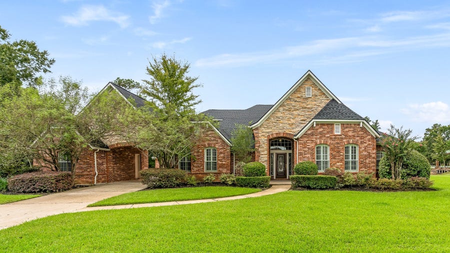 Property photo for 12027 Water Oak Drive, Magnolia, TX